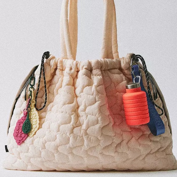 FREE PEOPLE FP Movement Women's Cloud 9 Tote IVORY - Picture 4 of 5